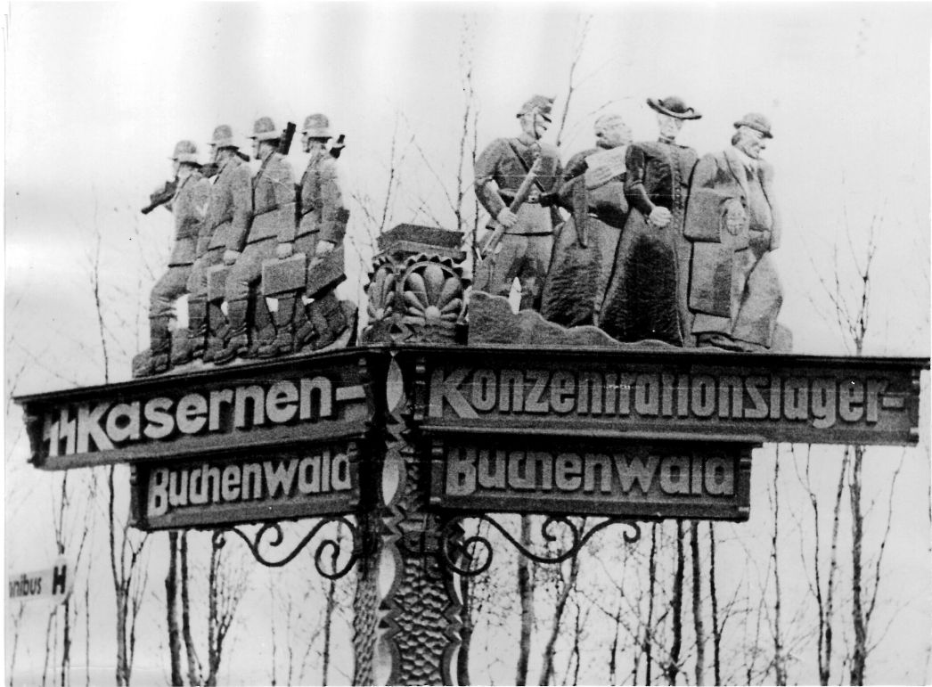 Signpost hand-carved by inmate Bruno Apitz to the Buchenwald SS barracks and the Buchenwald concentration camp on Carachoweg.
